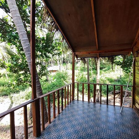 Sea Front Cottage Little Khola Cola Extérieur photo
