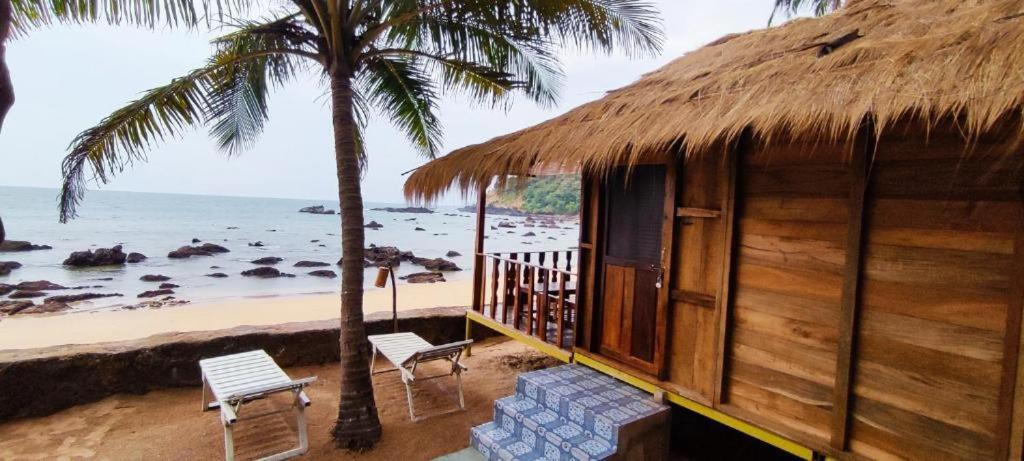 Sea Front Cottage Little Khola Cola Extérieur photo