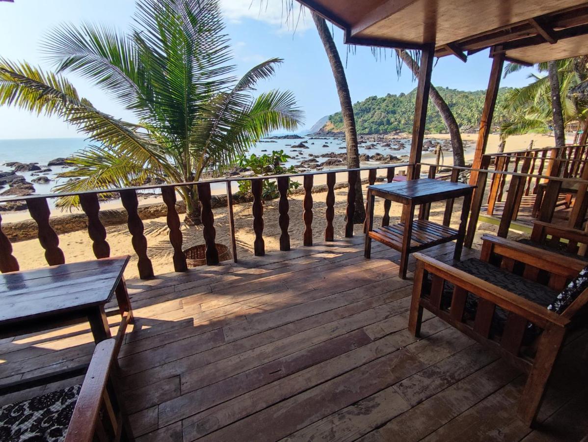 Sea Front Cottage Little Khola Cola Extérieur photo