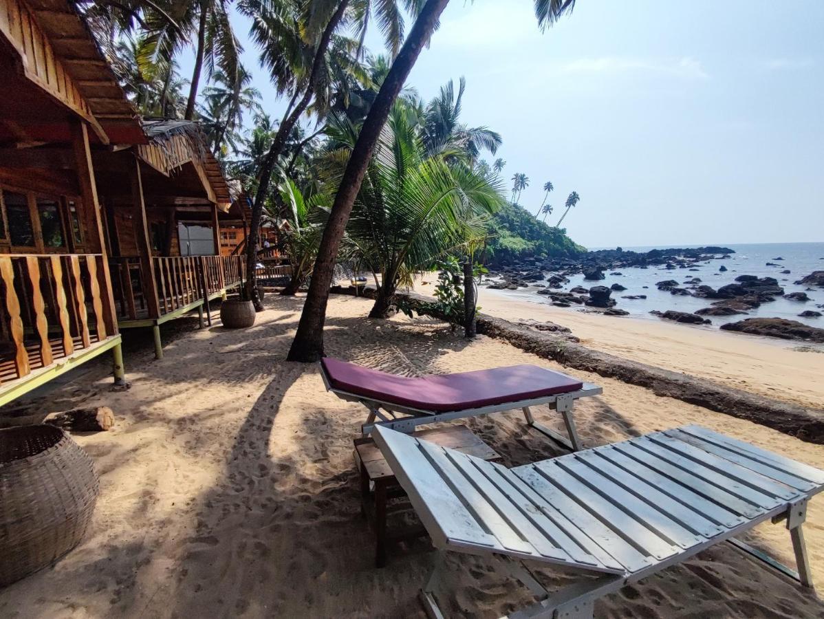 Sea Front Cottage Little Khola Cola Extérieur photo